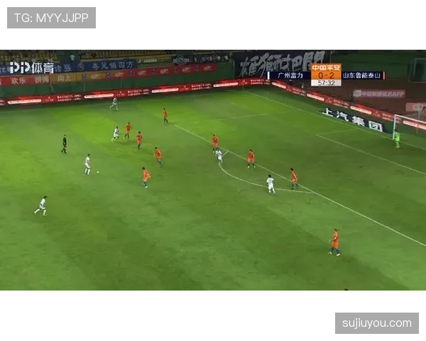 哈维角色进化：强化传球组织如何撕开防线并重现中场核心价值